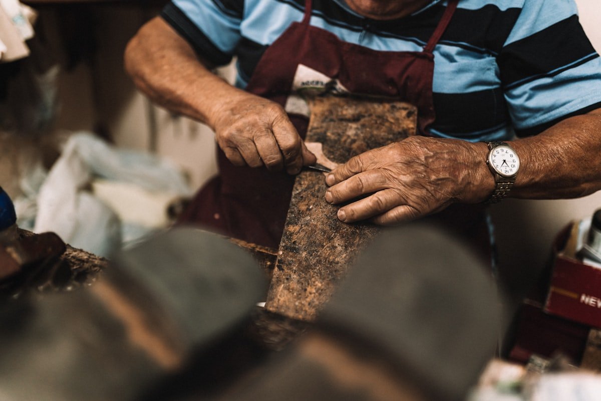 Calzado de piel representativo del tipo de producto de Márquez de León, marca de León